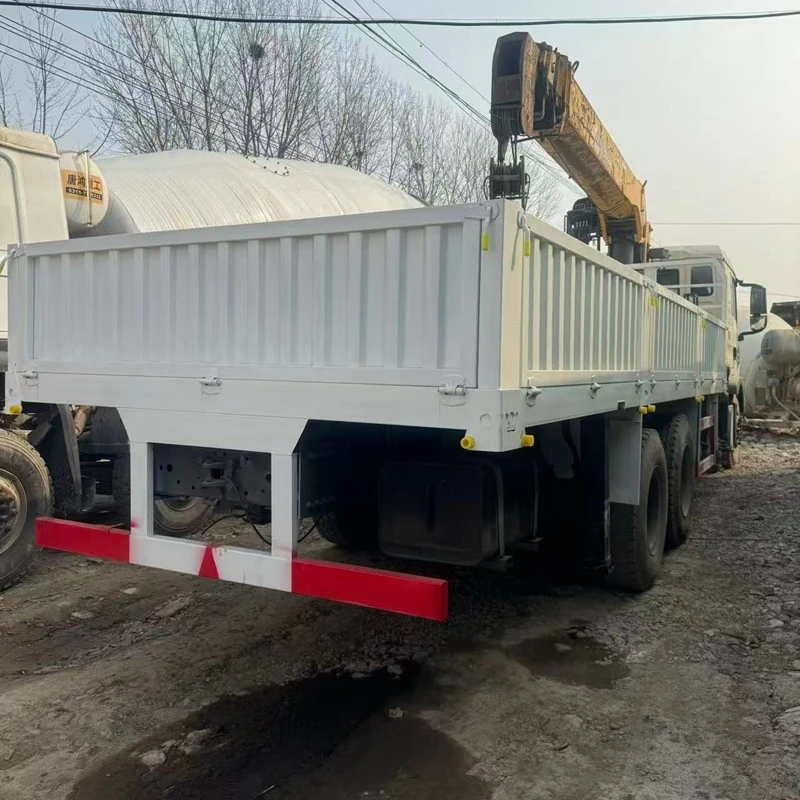 Shacman Truck-Mounted Crane high quality Shacman Truck-Mounted Crane high quality